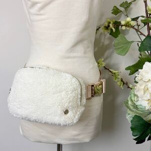 W. by Wantable Ivory Sherpa Fleece Belt Bag Crossbody Fanny Pack